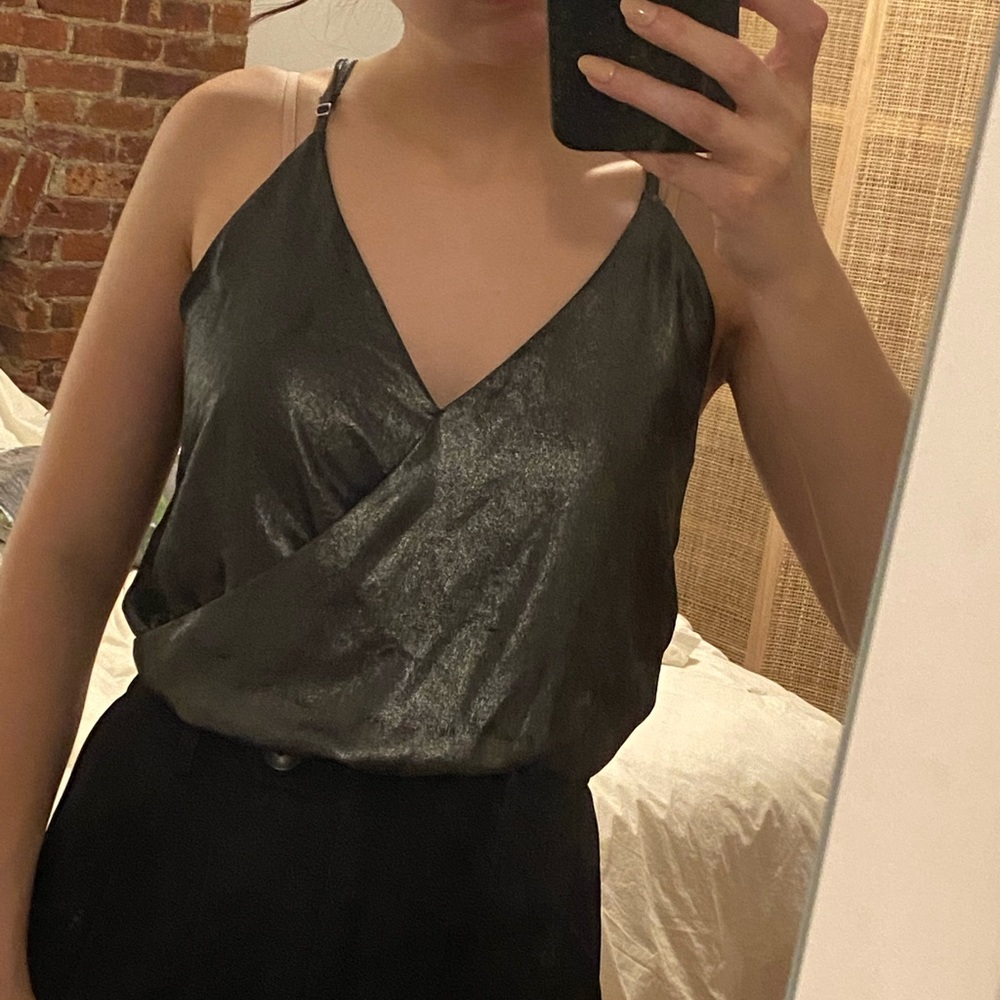 Shimmery Astr the Label wrap tank top in XS